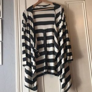 Stripped duster